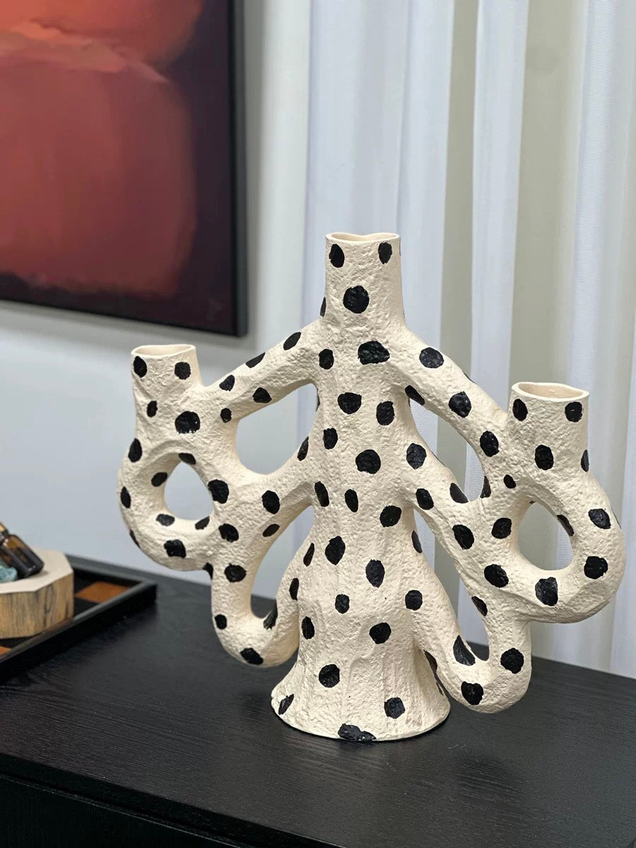 Polkadot vessel