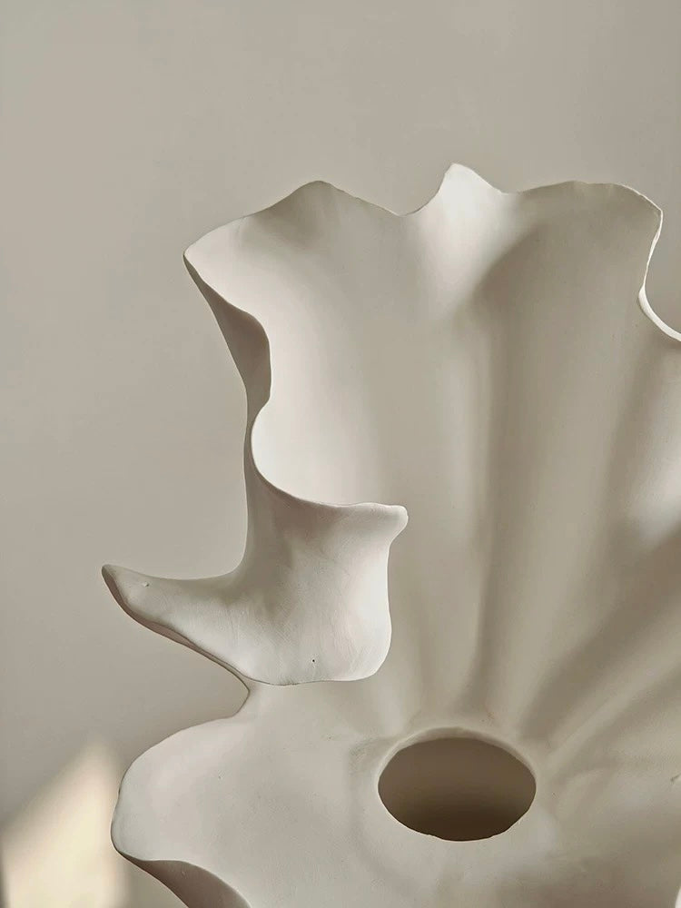 The Aurelia Ruffle Vase