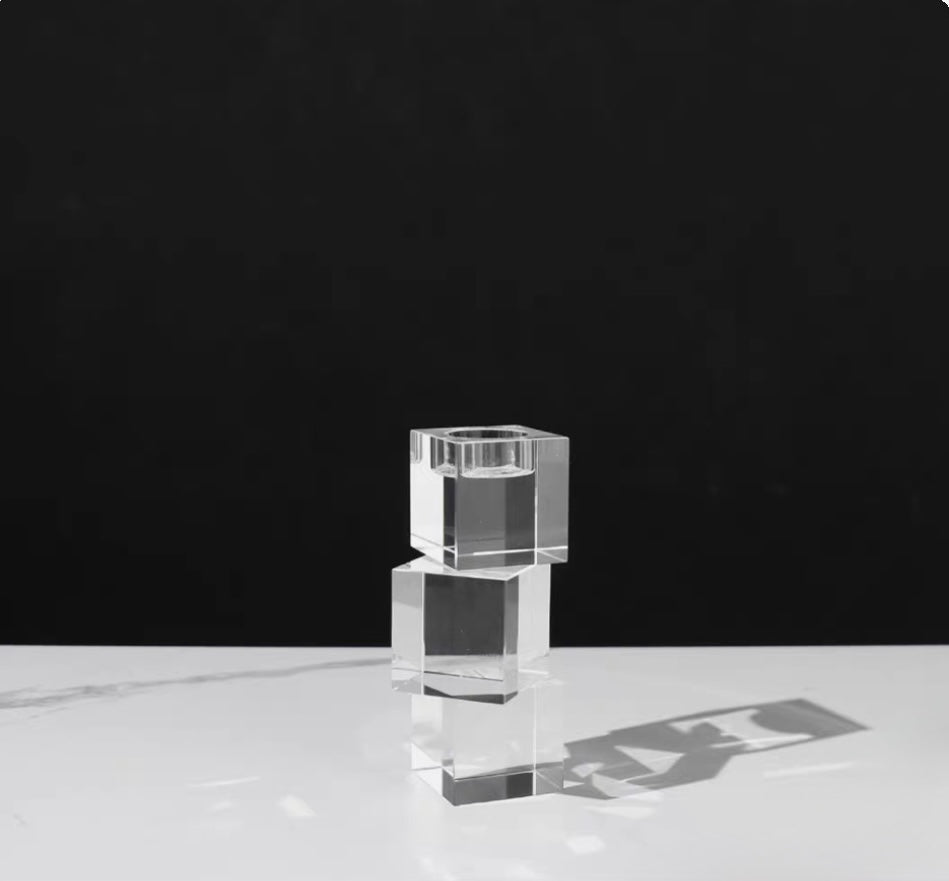 The Vertex Crystal Holder