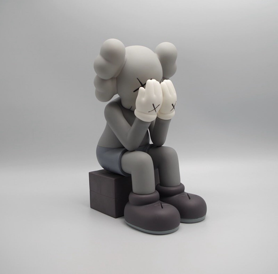 KAWS Gone statue