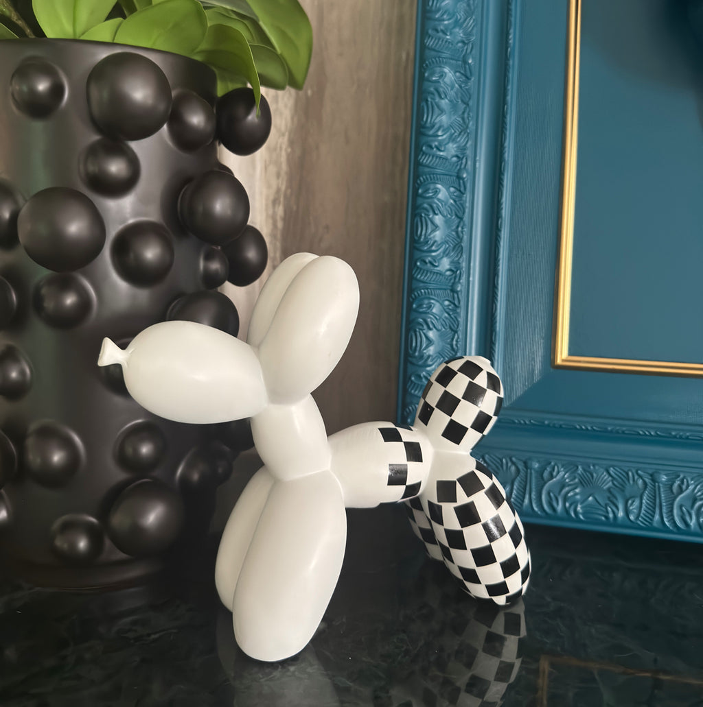 Balloon Dog by Jeff Koons