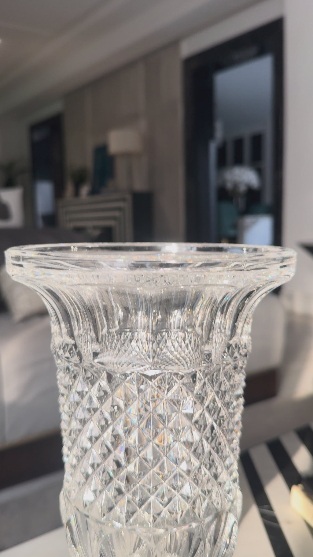 Noir Crystal Vase