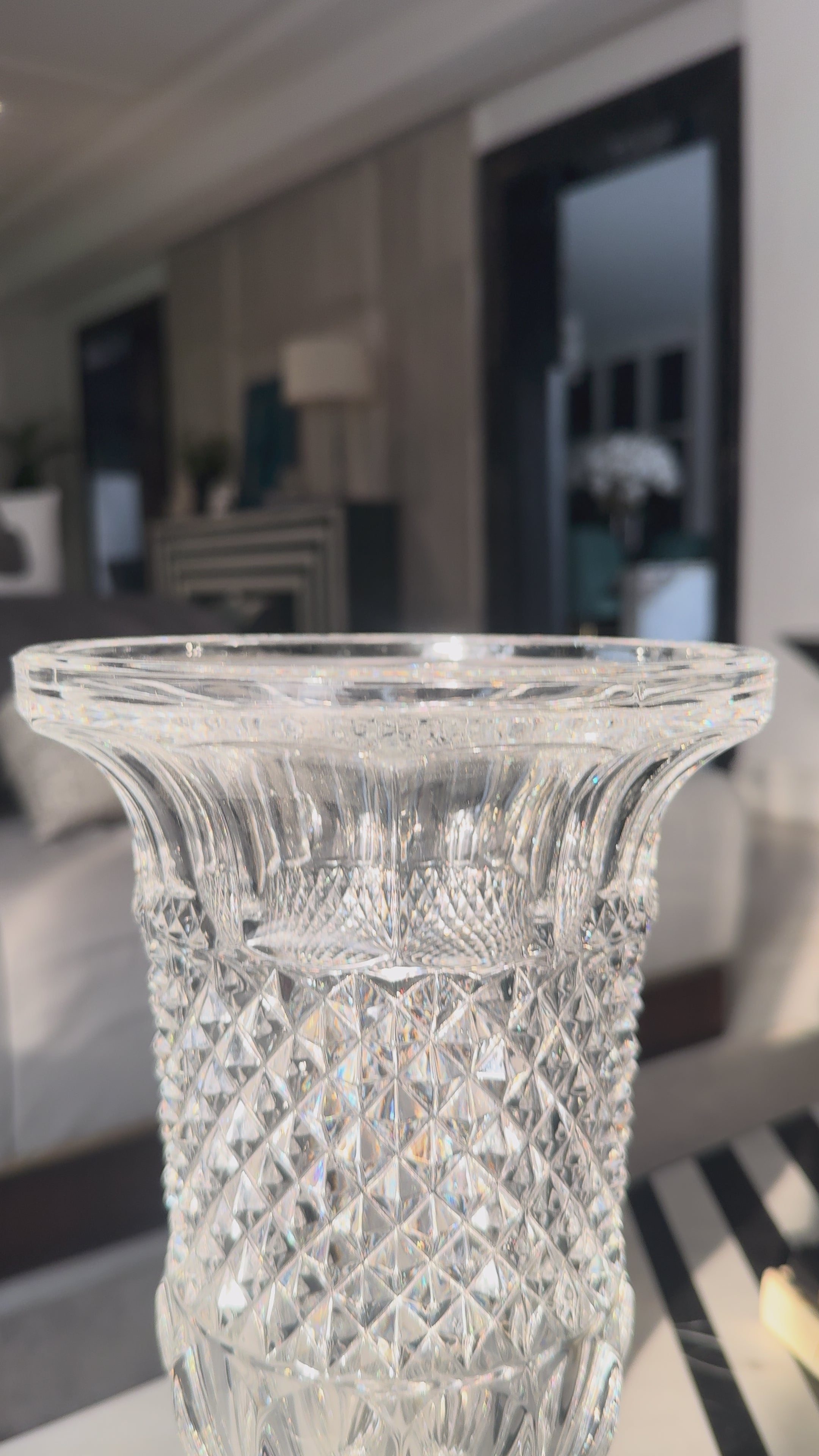 Noir Crystal Vase