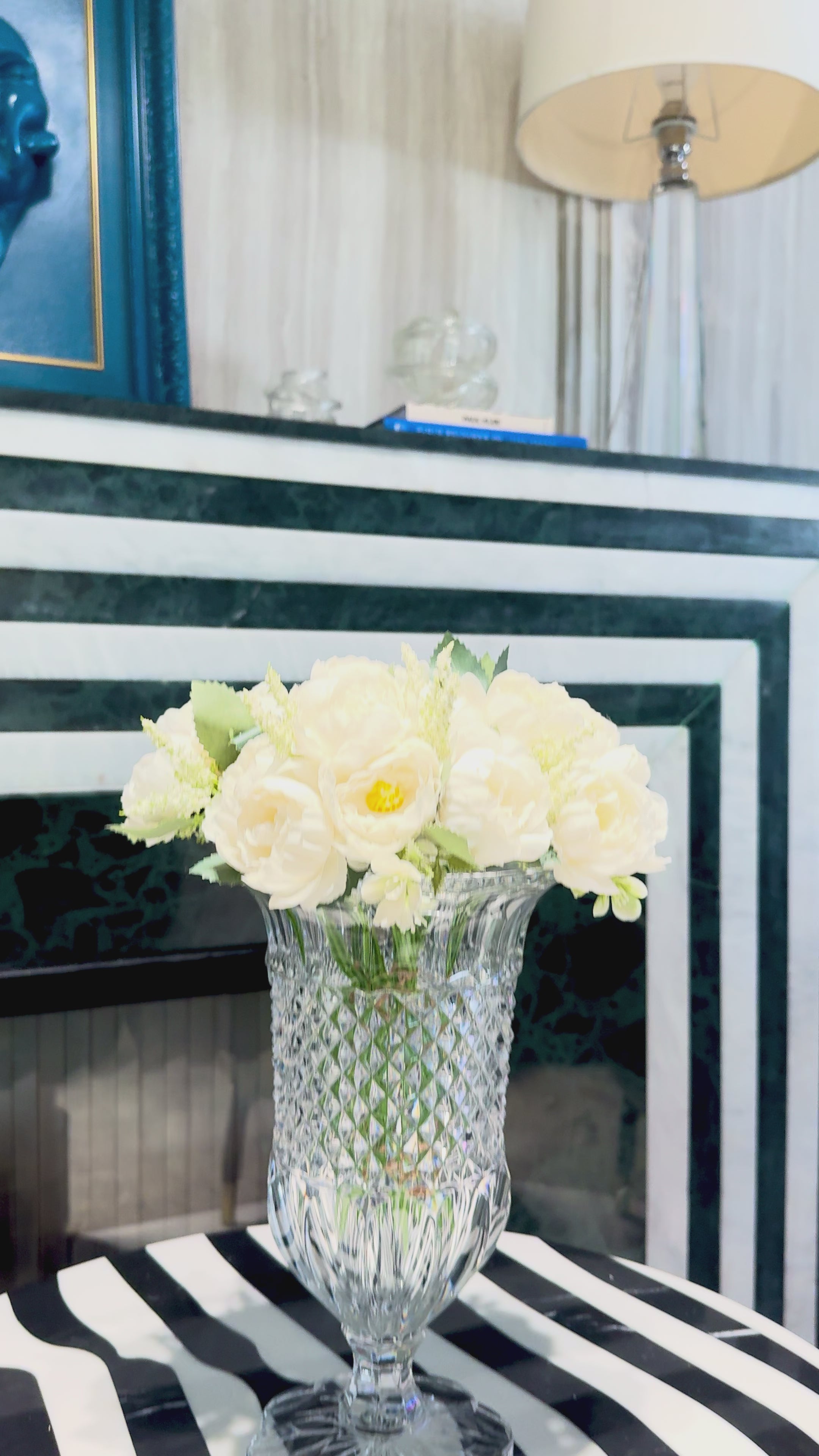 Noir Crystal Vase