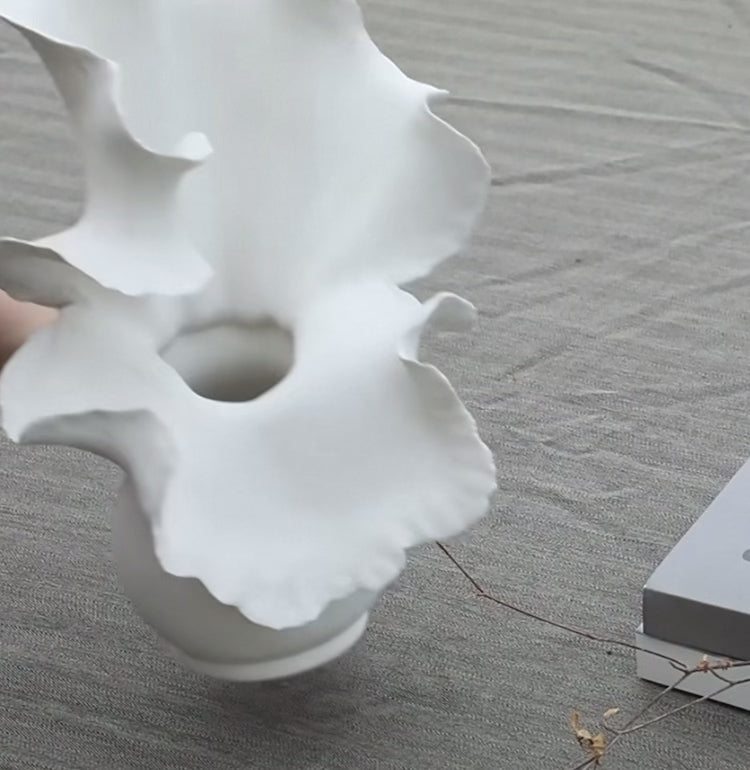 The Aurelia Ruffle Vase
